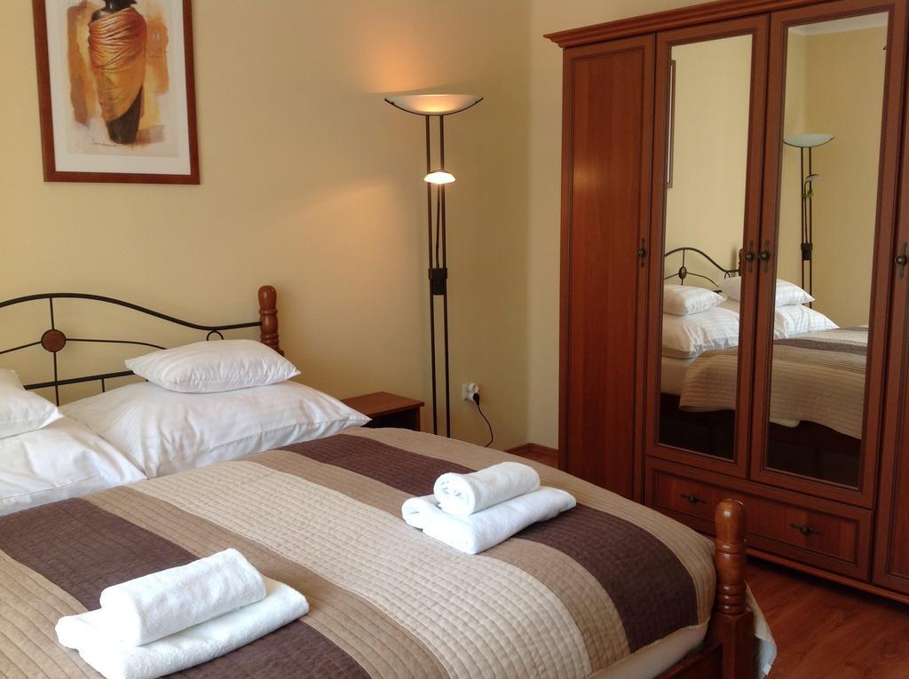 Apartment Villa Attila Hévíz Quarto foto